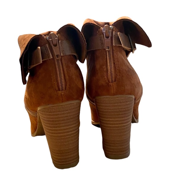 ND NEW DIRECTIONS MACEY’S JORIE RUST SUEDE CHUNKY HEELED ANKLE BOOTS SIZE 10 - Picture 12 of 16